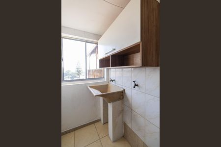 Área de Serviço de casa para alugar com 2 quartos, 70m² em Parque Cisper, São Paulo