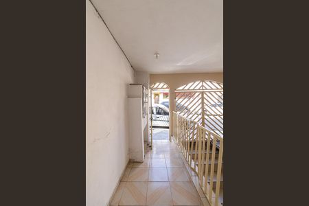 Corredor de casa para alugar com 2 quartos, 70m² em Parque Cisper, São Paulo