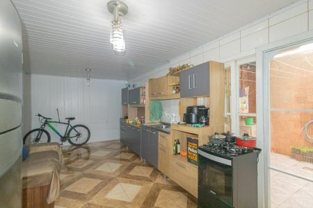 Cozinha da Casa 2 de casa à venda com 3 quartos, 625m² em Mathias Velho, Canoas