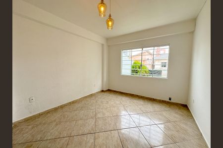 Sala de TV de casa para alugar com 2 quartos, 128m² em Barreiros, São José
