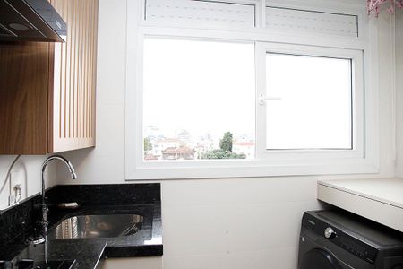 Cozinha + Área de Serviço de apartamento à venda com 2 quartos, 67m² em Santana, Porto Alegre