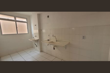 cozinha  de apartamento para alugar com 2 quartos, 50m² em Monte Verde, Betim