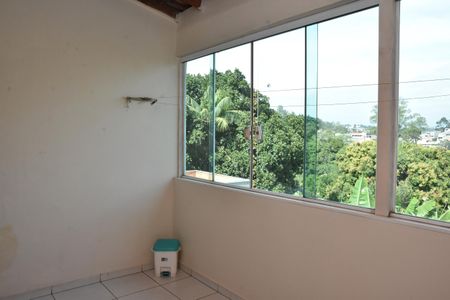 Área de Serviço - vista de casa à venda com 4 quartos, 240m² em Vila Santa Terezinha, Várzea Paulista
