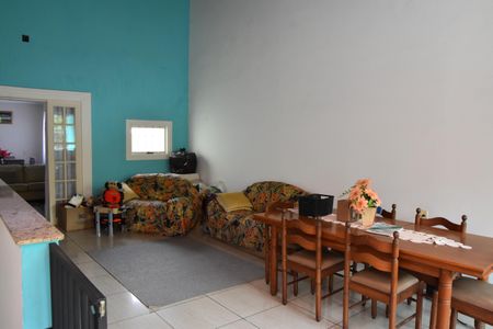 varanda coberta de casa à venda com 4 quartos, 240m² em Vila Santa Terezinha, Várzea Paulista