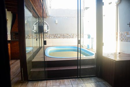 Casa para alugar com 65m², 1 quarto e 1 vaga Casa para alugar com 65m², 1 quarto e 1 vagaPiscina