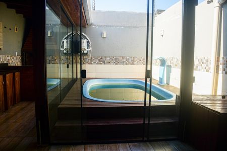 Casa para alugar com 65m², 1 quarto e 1 vaga Casa para alugar com 65m², 1 quarto e 1 vagaPiscina