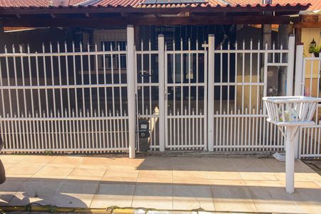 Casa para alugar com 65m², 1 quarto e 1 vaga Casa para alugar com 65m², 1 quarto e 1 vagaFachada