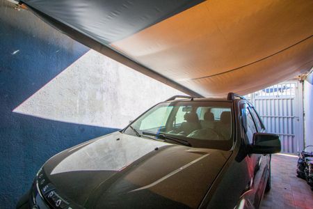 Garagem 1 de casa para alugar com 4 quartos, 375m² em Vila Lea, Santo André