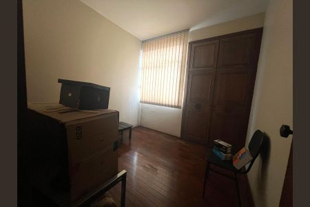 Quarto de apartamento para alugar com 3 quartos, 118m² em Grajaú, Belo Horizonte