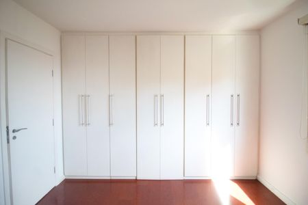 Apartamento à venda com 3 quartos, 110m² em Pompeia, São Paulo