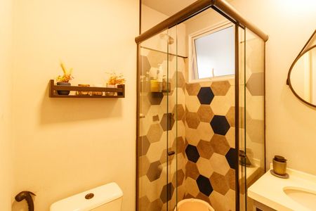 Banheiro de apartamento à venda com 3 quartos, 58m² em Vila Medeiros, São Paulo