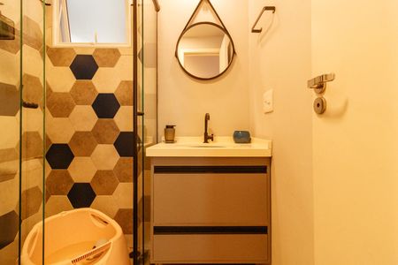 Banheiro de apartamento à venda com 3 quartos, 58m² em Vila Medeiros, São Paulo