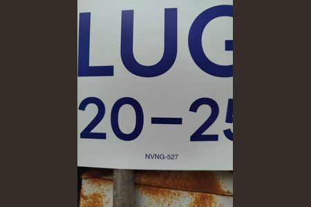 Placa NVNG-527 de casa para alugar com 1 quarto, 27m² em Campanário, Diadema