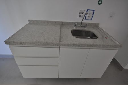 Cozinha de kitnet/studio para alugar com 1 quarto, 26m² em Tucuruvi, São Paulo