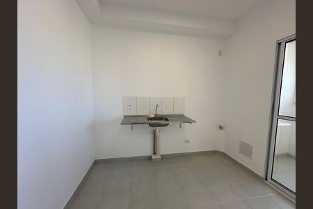 Cozinha de apartamento para alugar com 1 quarto, 56m² em Jardim Maria Helena, Barueri