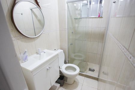Banheiro de apartamento para alugar com 2 quartos, 45m² em Pechincha, Rio de Janeiro