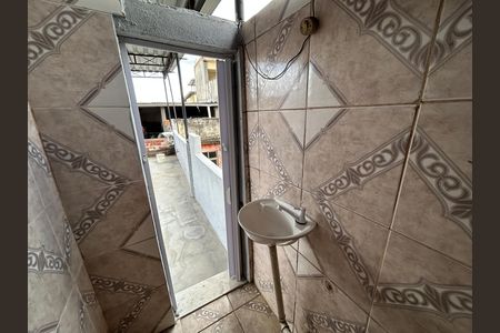 Lavabo do terraço de casa para alugar com 2 quartos, 100m² em Bento Ribeiro, Rio de Janeiro