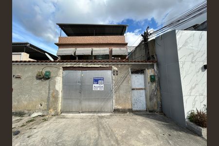 Fachada  de casa para alugar com 2 quartos, 100m² em Bento Ribeiro, Rio de Janeiro