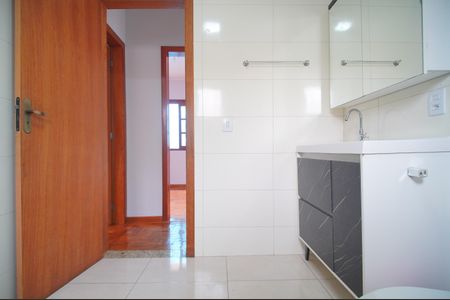 Casa para alugar com 180m², 2 quartos e 5 vagasBanheiro