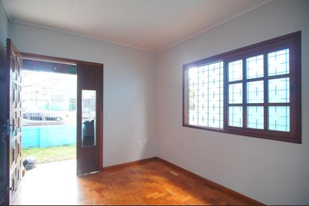 Casa para alugar com 180m², 2 quartos e 5 vagasSala