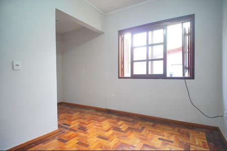 Casa para alugar com 180m², 2 quartos e 5 vagasSuíte