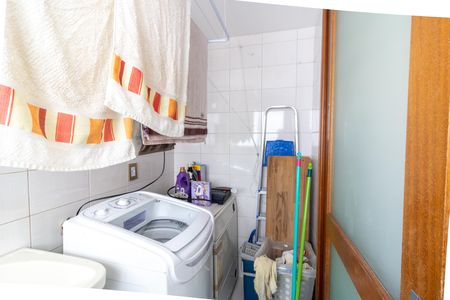 Área de Serviço de apartamento para alugar com 3 quartos, 87m² em Cristal, Porto Alegre