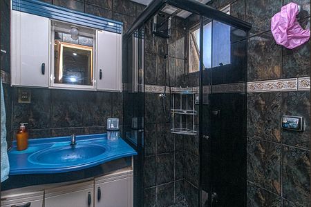 Banheiro social de apartamento à venda com 3 quartos, 65m² em Vila Moraes, São Paulo