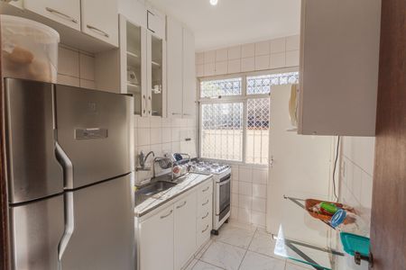 Cozinha de apartamento à venda com 3 quartos, 65m² em Nova Floresta, Belo Horizonte