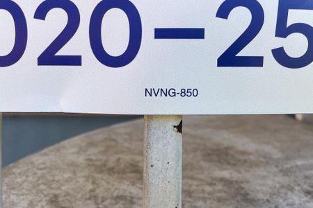 Placa de apartamento para alugar com 2 quartos, 52m² em Jardim da Gloria, Cotia