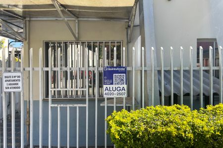 Placa de apartamento para alugar com 2 quartos, 52m² em Jardim da Gloria, Cotia