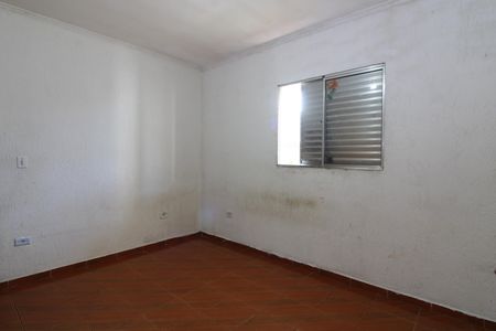 quarto 1 de casa para alugar com 3 quartos, 150m² em Vila Ponte Rasa, São Paulo