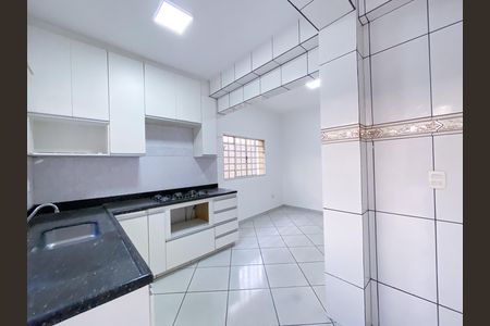 Casa para alugar com 150m², 3 quartos e 2 vagas Casa para alugar com 150m², 3 quartos e 2 vagasCozinha