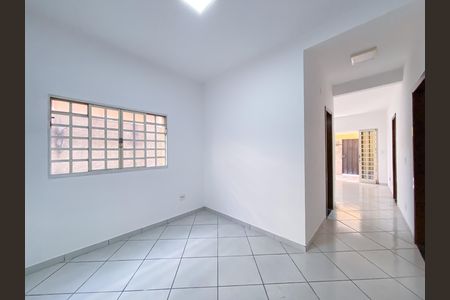 Casa para alugar com 150m², 3 quartos e 2 vagas Casa para alugar com 150m², 3 quartos e 2 vagasCozinha