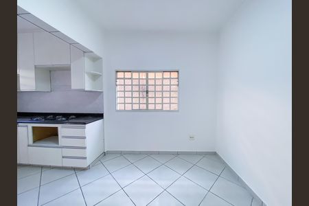 Casa para alugar com 150m², 3 quartos e 2 vagas Casa para alugar com 150m², 3 quartos e 2 vagasCozinha