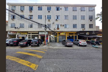 Fachado do condomínio de casa de condomínio para alugar com 1 quarto, 68m² em Osvaldo Cruz, Rio de Janeiro