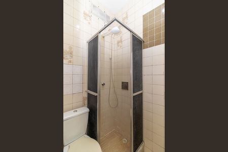 Banheiro de casa de condomínio para alugar com 1 quarto, 68m² em Osvaldo Cruz, Rio de Janeiro