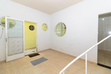 Sala de casa de condomínio para alugar com 1 quarto, 68m² em Osvaldo Cruz, Rio de Janeiro