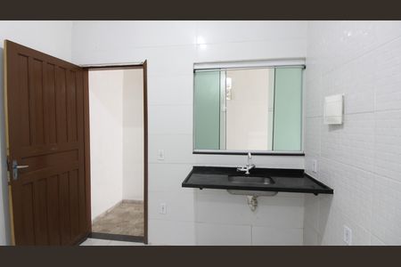 Quarto/Cozinha de kitnet/studio para alugar com 1 quarto, 26m² em Parque Burle, Cabo Frio