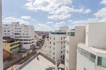 Vista da Sala de apartamento para alugar com 2 quartos, 65m² em Nova Vista, Belo Horizonte