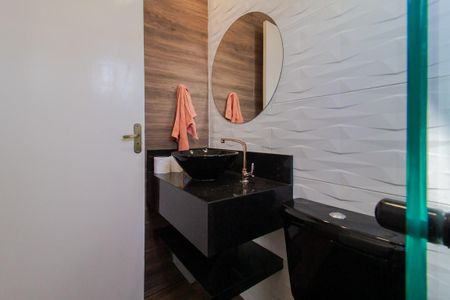 Banheiro suíte de apartamento à venda com 3 quartos, 83m² em Jardim Pilar, Mauá