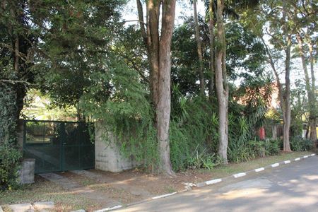 Casa de condomínio para alugar com 180m², 2 quartos e 2 vagas Casa de condomínio para alugar com 180m², 2 quartos e 2 vagasFachada