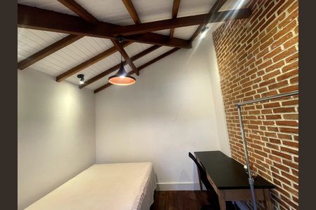 Casa de condomínio para alugar com 180m², 2 quartos e 2 vagas Casa de condomínio para alugar com 180m², 2 quartos e 2 vagasQuarto