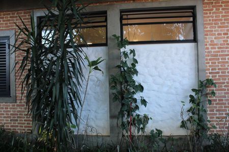 Casa de condomínio para alugar com 180m², 2 quartos e 2 vagas Casa de condomínio para alugar com 180m², 2 quartos e 2 vagasFachada