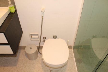Casa de condomínio para alugar com 180m², 2 quartos e 2 vagas Casa de condomínio para alugar com 180m², 2 quartos e 2 vagasBanheiro