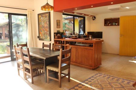 Casa de condomínio para alugar com 180m², 2 quartos e 2 vagas Casa de condomínio para alugar com 180m², 2 quartos e 2 vagasSala de Jantar