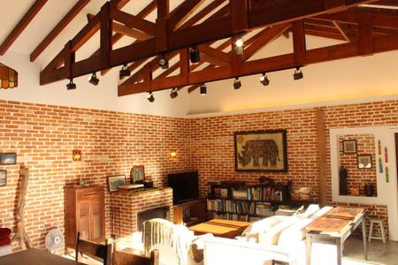 Casa de condomínio para alugar com 180m², 2 quartos e 2 vagas Casa de condomínio para alugar com 180m², 2 quartos e 2 vagasSala