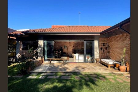 Casa de condomínio para alugar com 180m², 2 quartos e 2 vagas Casa de condomínio para alugar com 180m², 2 quartos e 2 vagasÁrea Externa