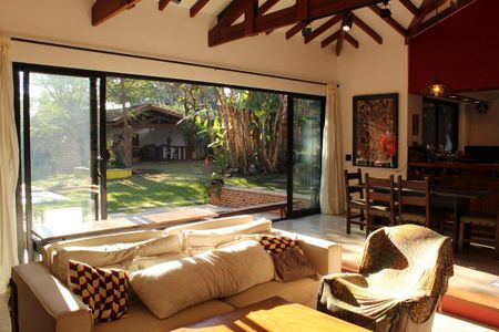 Casa de condomínio para alugar com 180m², 2 quartos e 2 vagas Casa de condomínio para alugar com 180m², 2 quartos e 2 vagasSala