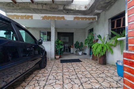 Quintal e Garagem de casa à venda com 5 quartos, 232m² em Jardim Maringa, São Paulo