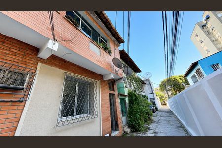 Área externa de casa de condomínio à venda com 2 quartos, 80m² em Santa Rosa, Niterói